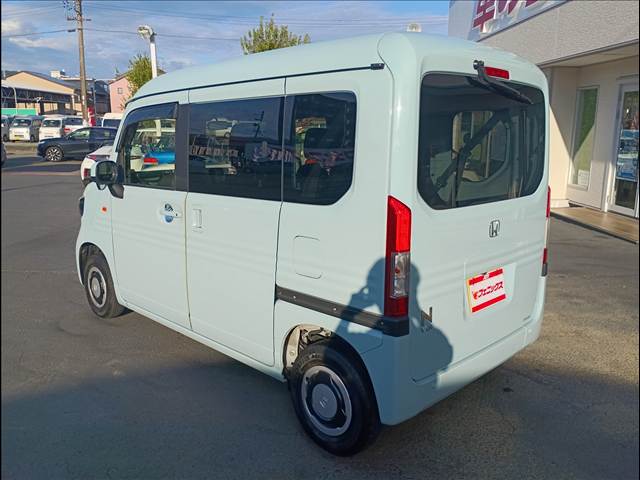 Honda N-VAN 8