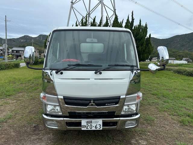 Mitsubishi Fuso Canter 2