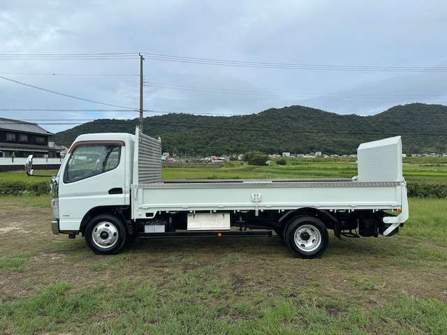 Mitsubishi Fuso Canter 4