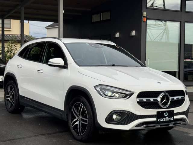 Mercedes-Benz GLA-Class 2