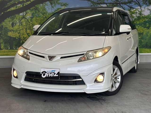 Toyota Estima 4
