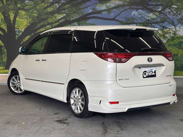Toyota Estima 9