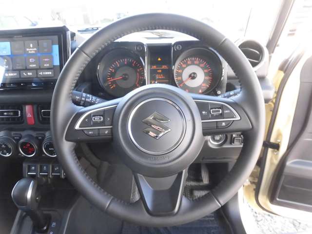 Suzuki Jimny Nomade 5