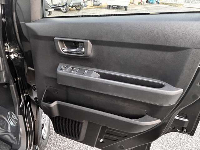 Daihatsu Atrai 12