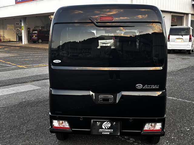 Daihatsu Atrai 4