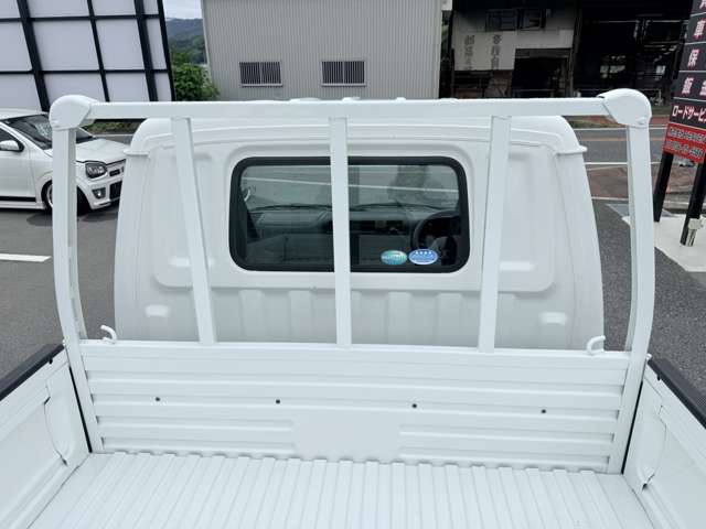 Mazda Bongo Truck 11