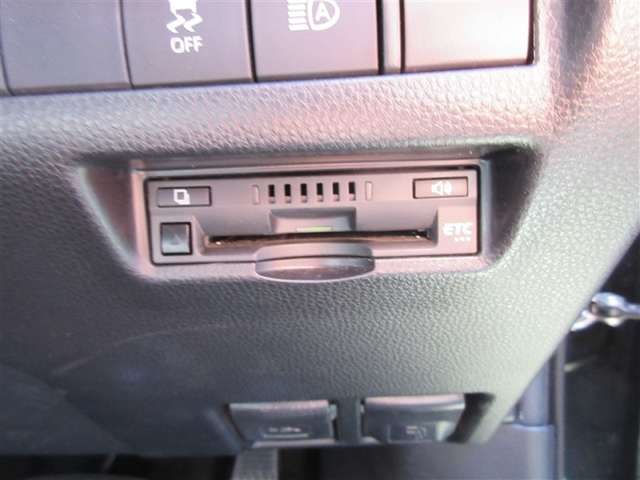 Toyota Harrier 10