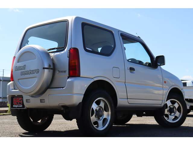 Suzuki Jimny 6