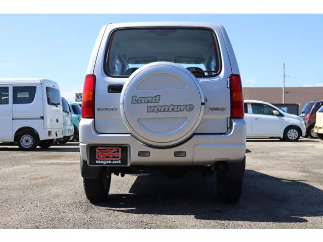 Suzuki Jimny 10