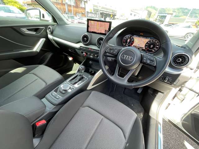 Audi Q2 7