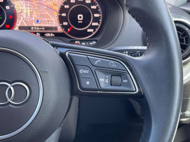 Audi Q2 10