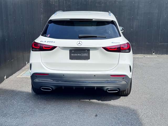 Mercedes-Benz GLA-Class 5