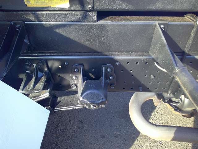 Isuzu Forward 11