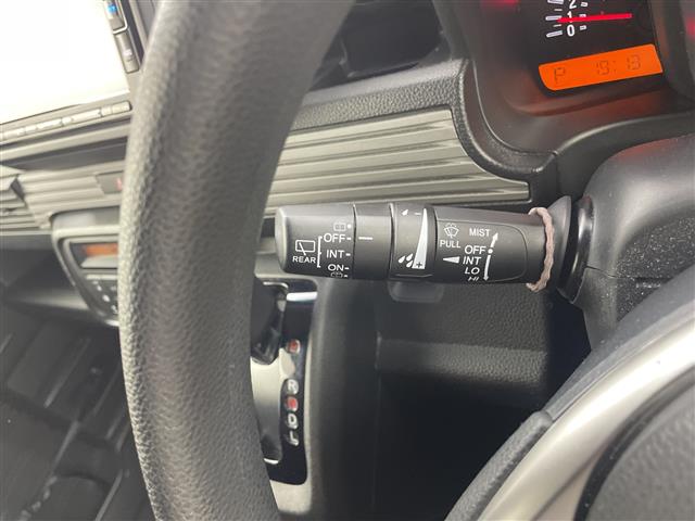 Honda N-VAN 11