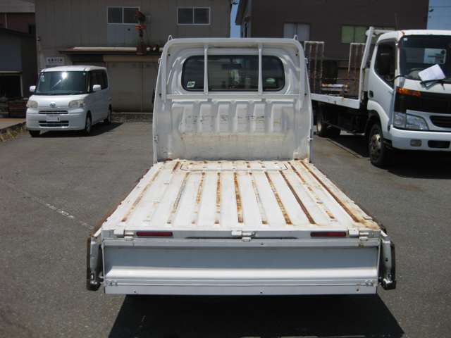 Daihatsu Hijet Truck 7