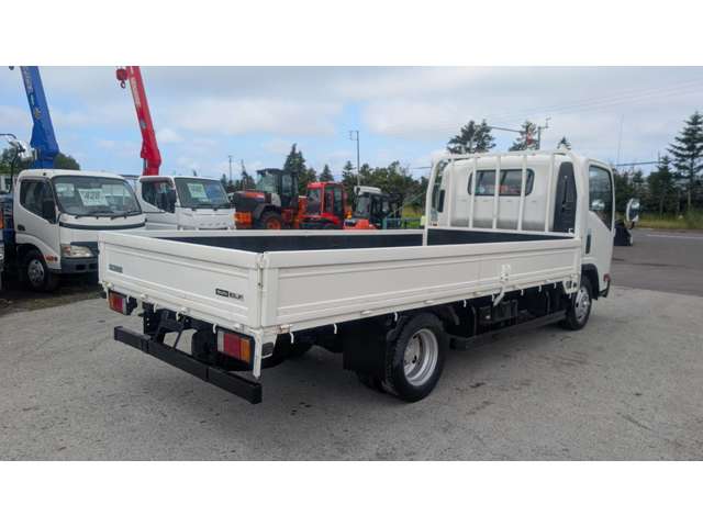 Isuzu Elf 5