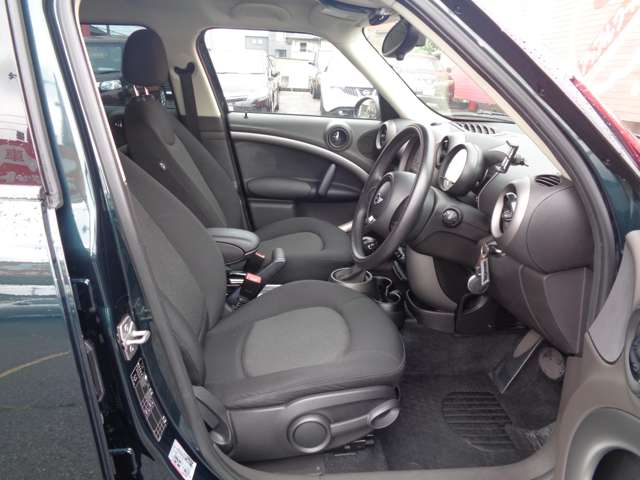 MINI Crossover 12
