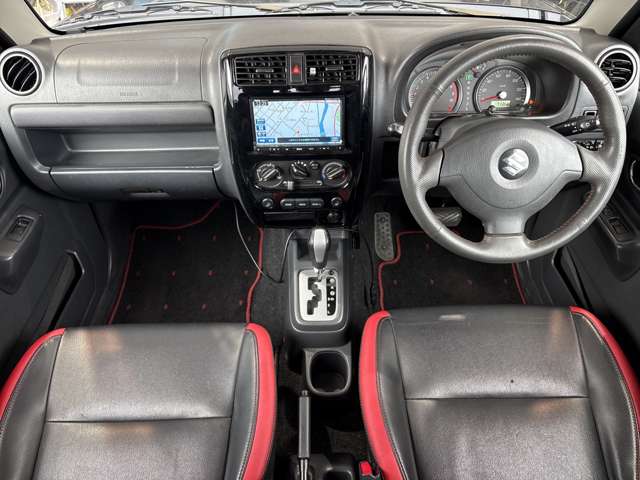 Suzuki Jimny 4