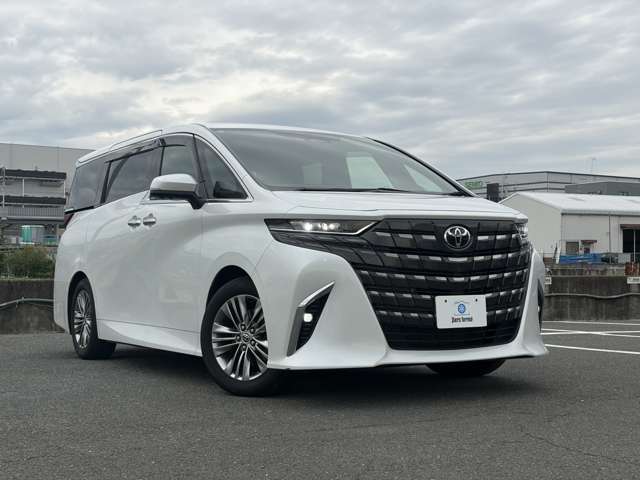 Toyota Alphard 9