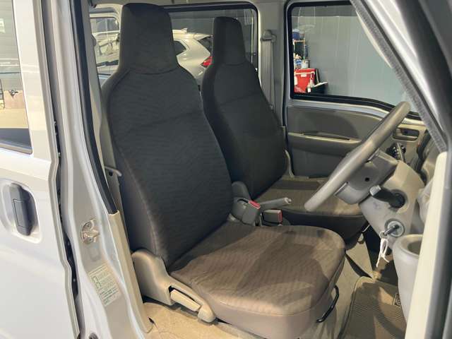 Nissan NV100 Clipper 11