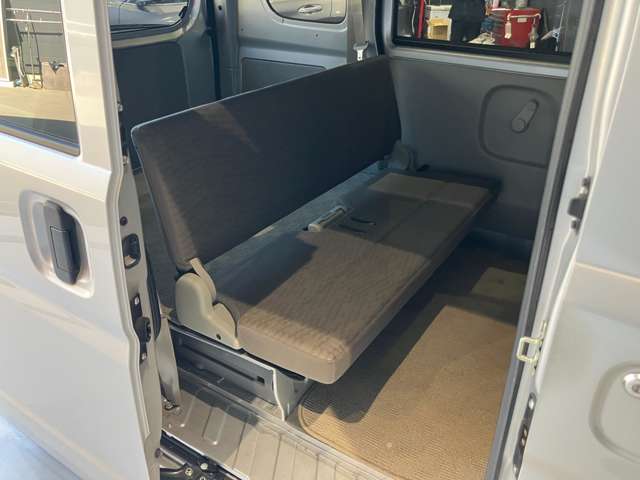 Nissan NV100 Clipper 12