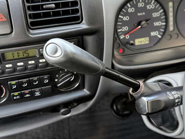 Mazda Bongo Truck 5
