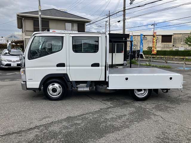 Mitsubishi Fuso Canter 11
