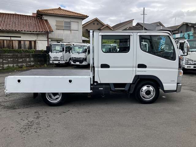 Mitsubishi Fuso Canter 12
