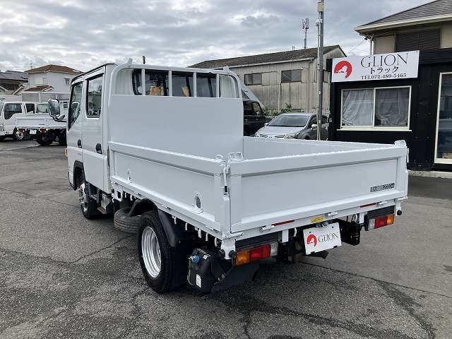Mitsubishi Fuso Canter 6