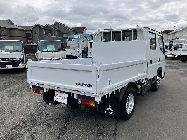 Mitsubishi Fuso Canter 8