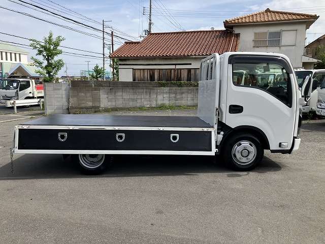 Isuzu Elf 12