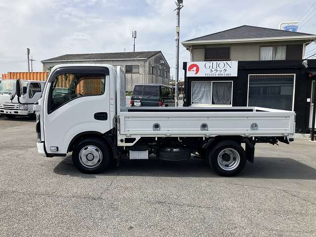 Isuzu Elf 4