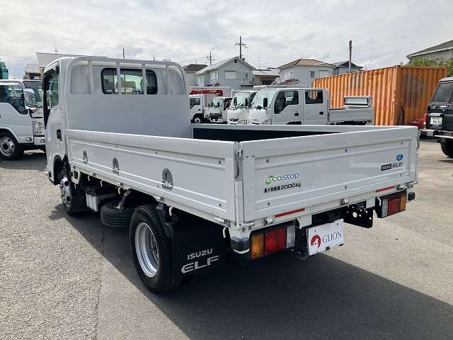 Isuzu Elf 6