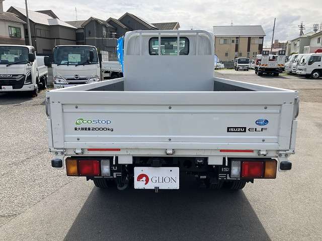 Isuzu Elf 7