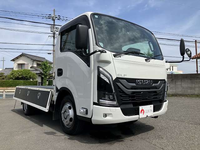 Isuzu Elf 10