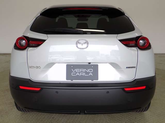 Mazda MX-30 9