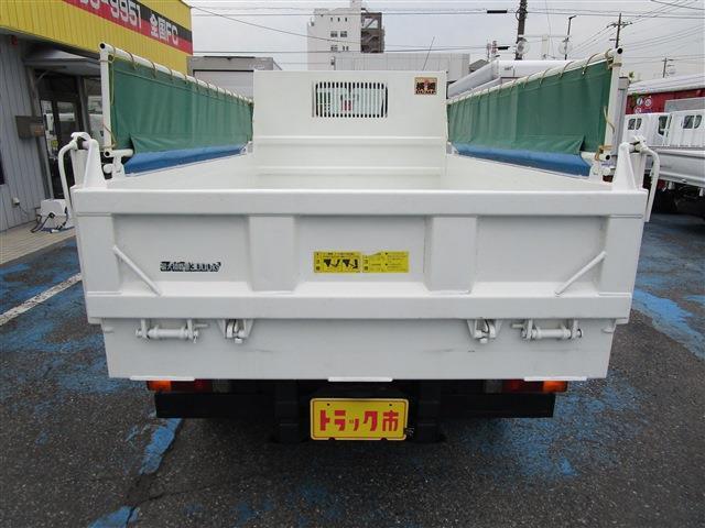 Hino Dutro 5