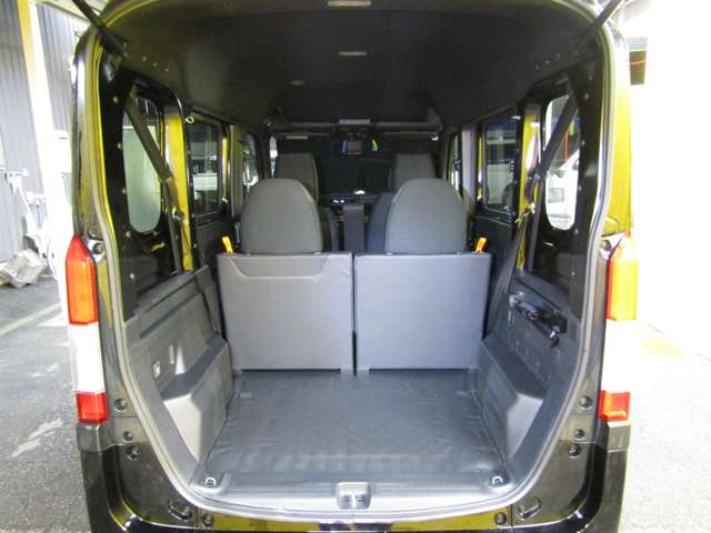 Honda N-VAN 8