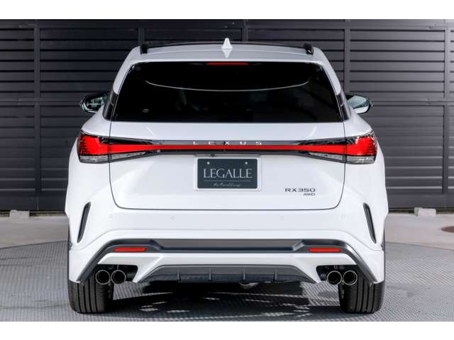 Lexus RX 8