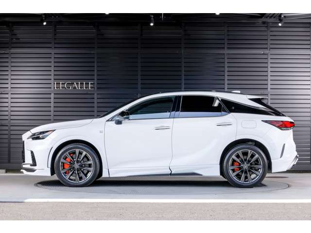 Lexus RX 10