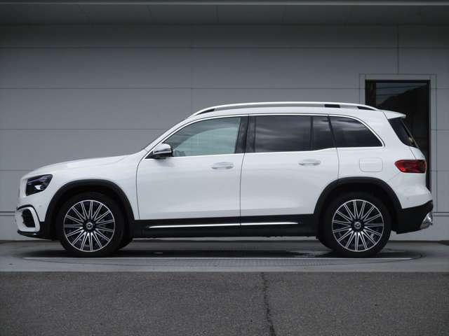 Mercedes-Benz GLB 5