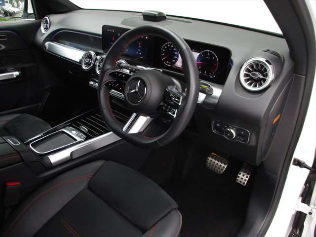 Mercedes-Benz GLB 10