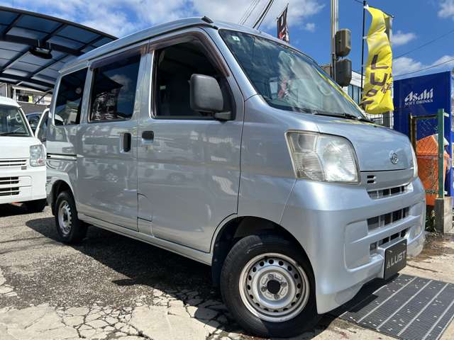 Daihatsu Hijet Cargo 7