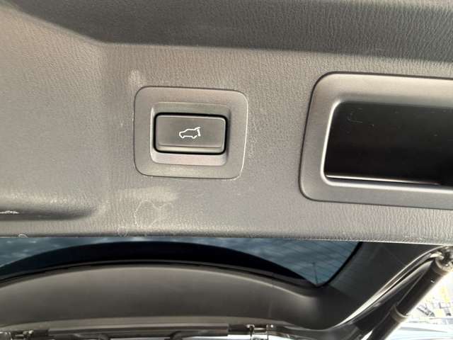 Mazda CX-8 11