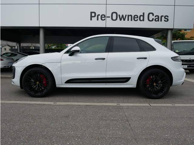 Porsche Macan 2