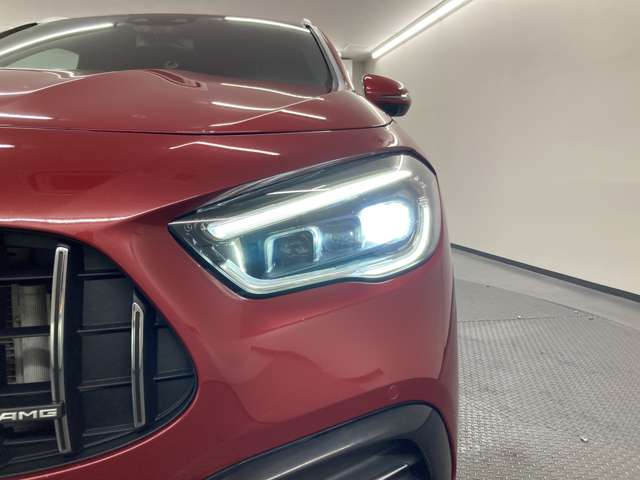 Mercedes-Benz GLA-Class 9