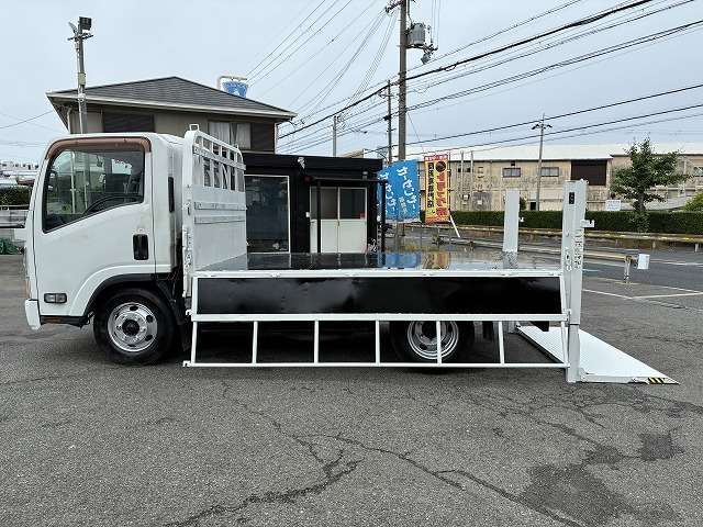 Isuzu Elf 11