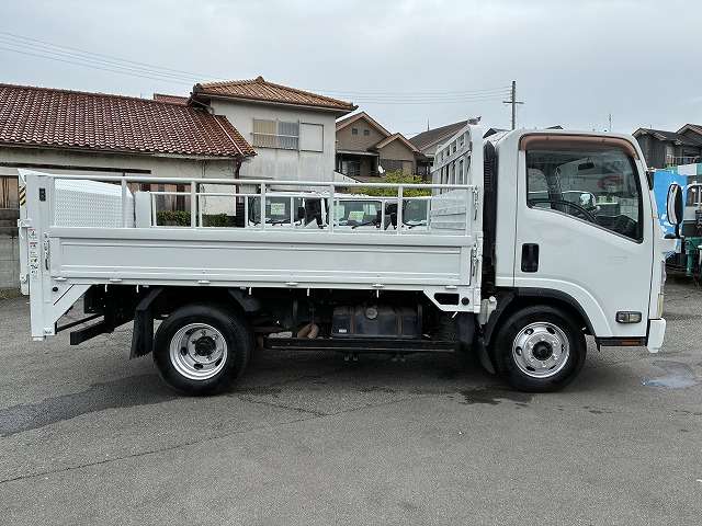 Isuzu Elf 5