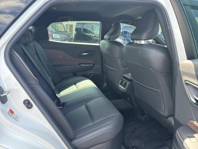 Toyota Crown Crossover 7