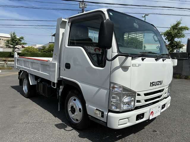 Isuzu Elf 12